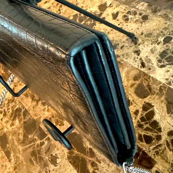 YSL Small Kate in Crocodile Embossed Leather - Picture 4 of 7